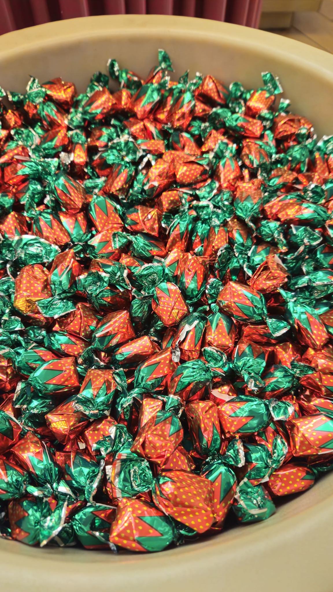 BonBon ((( ⭐ 92&91 I still don't know the name of these candies lol