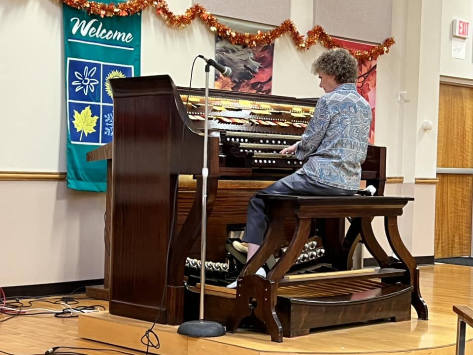Candi Carley-Roth... - Garden State Theatre Organ Society | Facebook