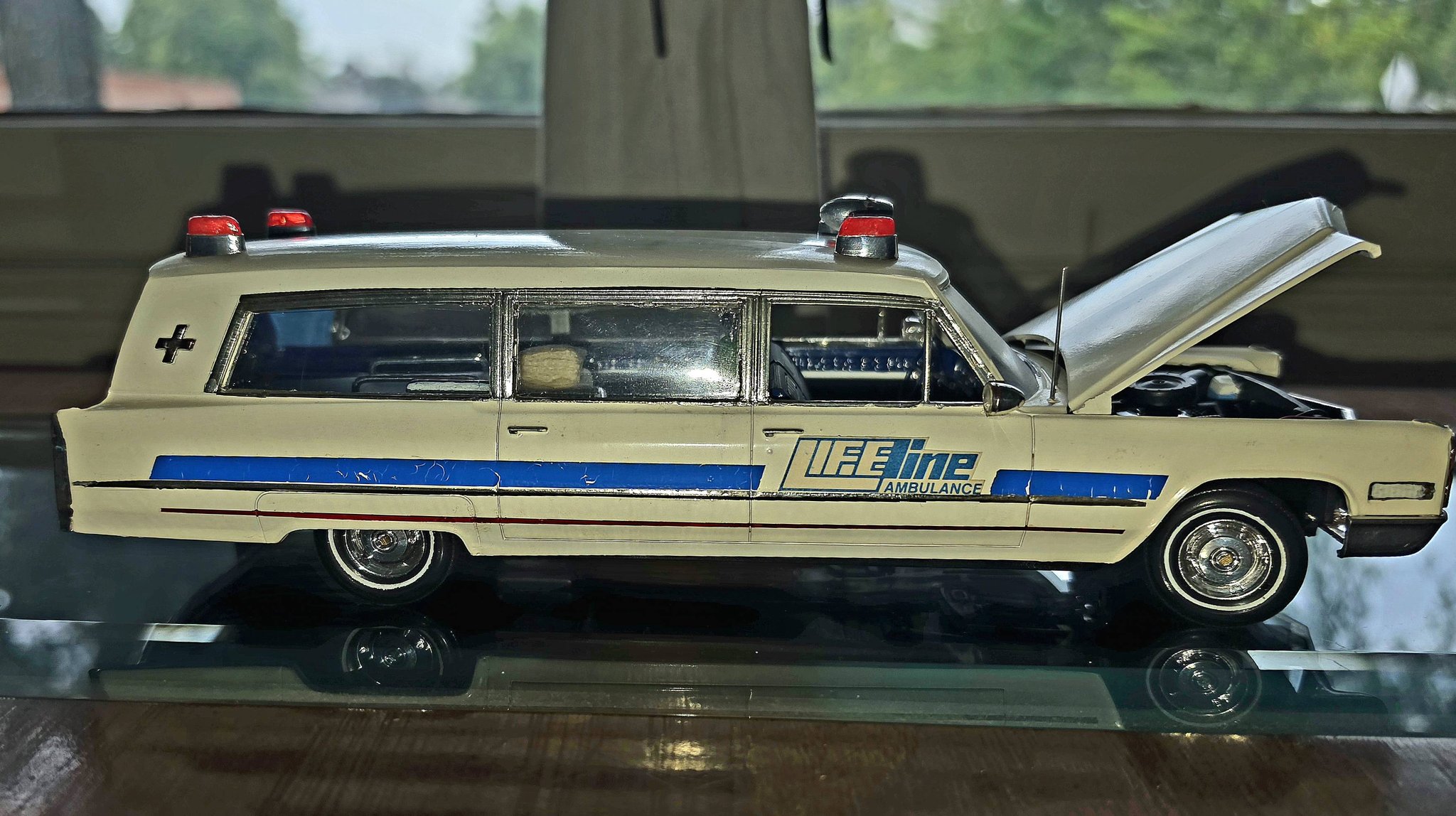 Jo Han Caddy ambulance model built in 1960s
