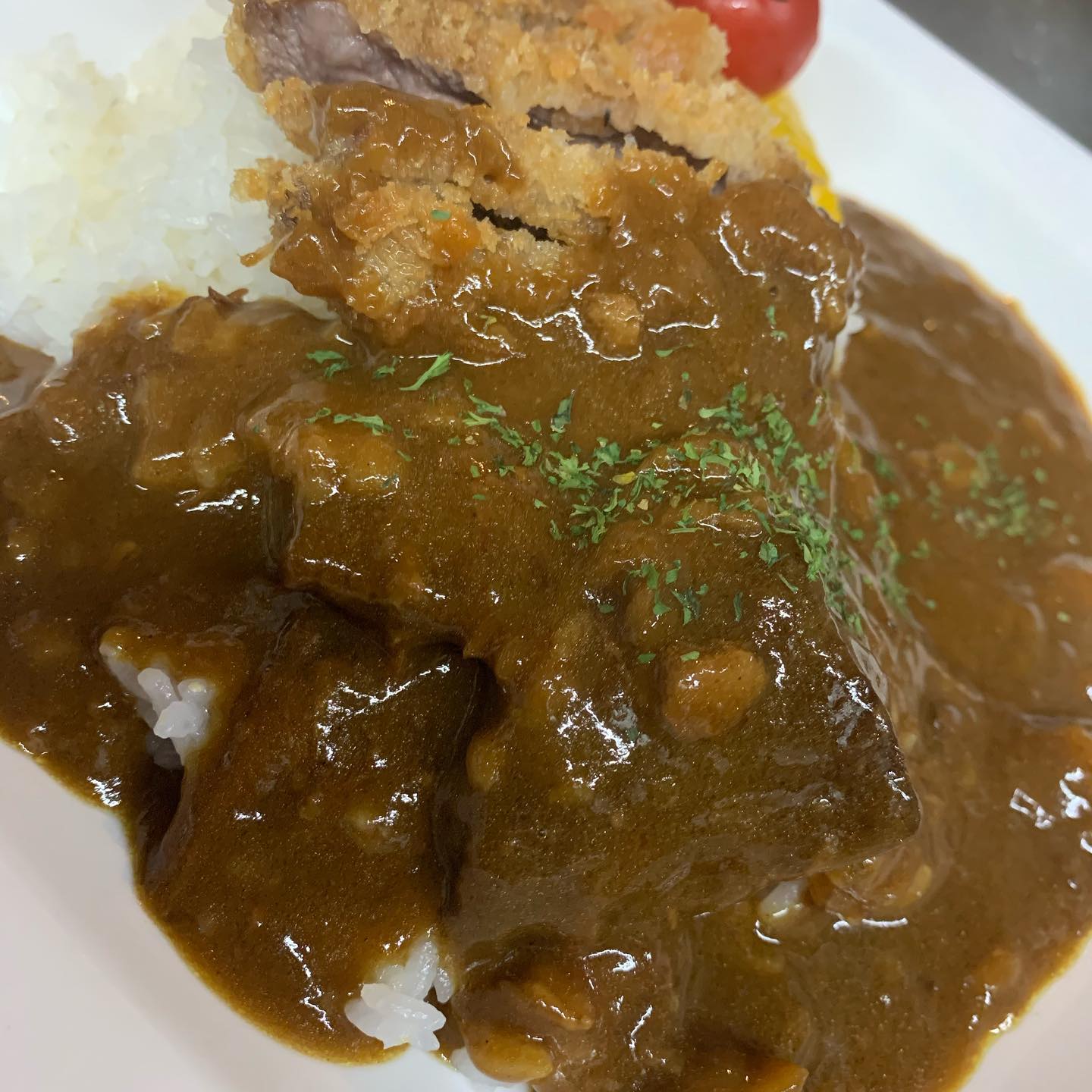 食楽酒家 こげん - 牛すじ牛すじ牛すじ牛カツカレー😍 とにかく牛づくしです♡ 食べ応えバツグンです😋💯...