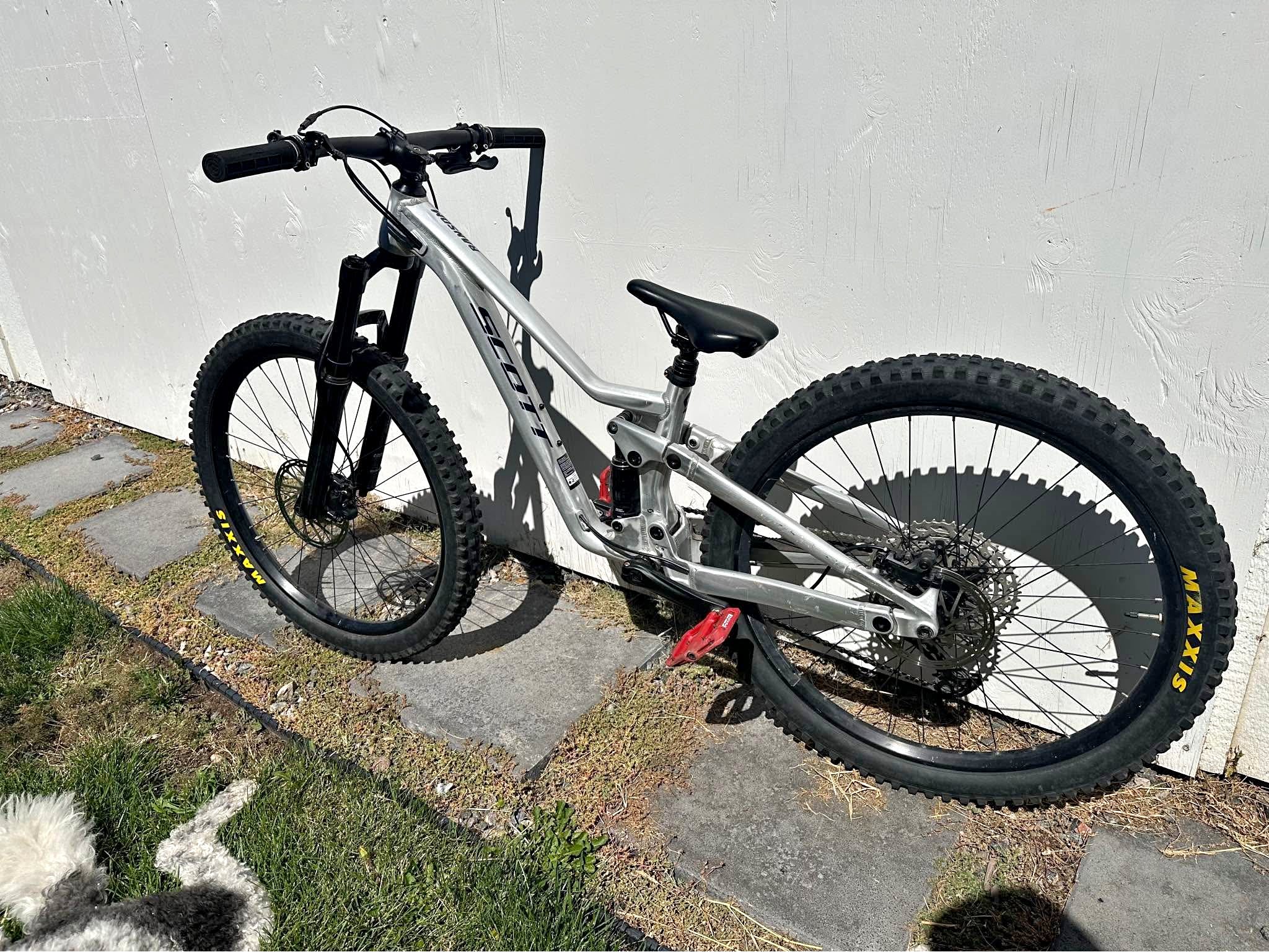 2022 Scott Ransom 600 26” Full Suspension Mountain Bike - Bicycles ...