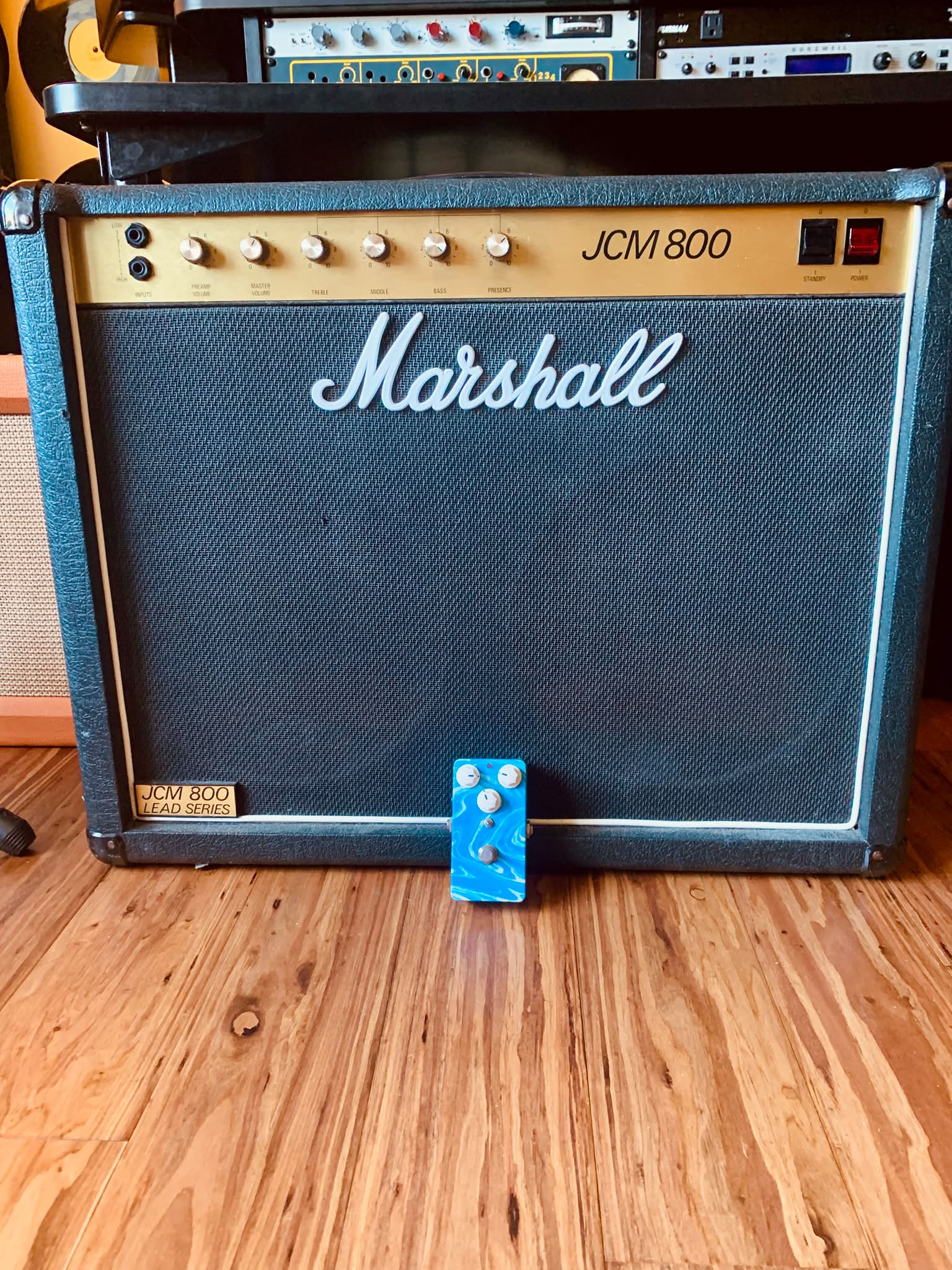 The Landgraff distortion box. This pedal is insane!