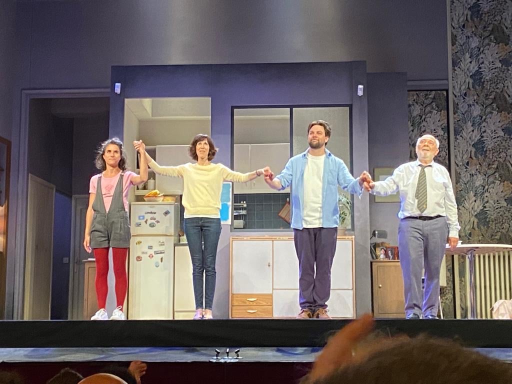 Le Jour Du Kiwi Theatre Edouard 7