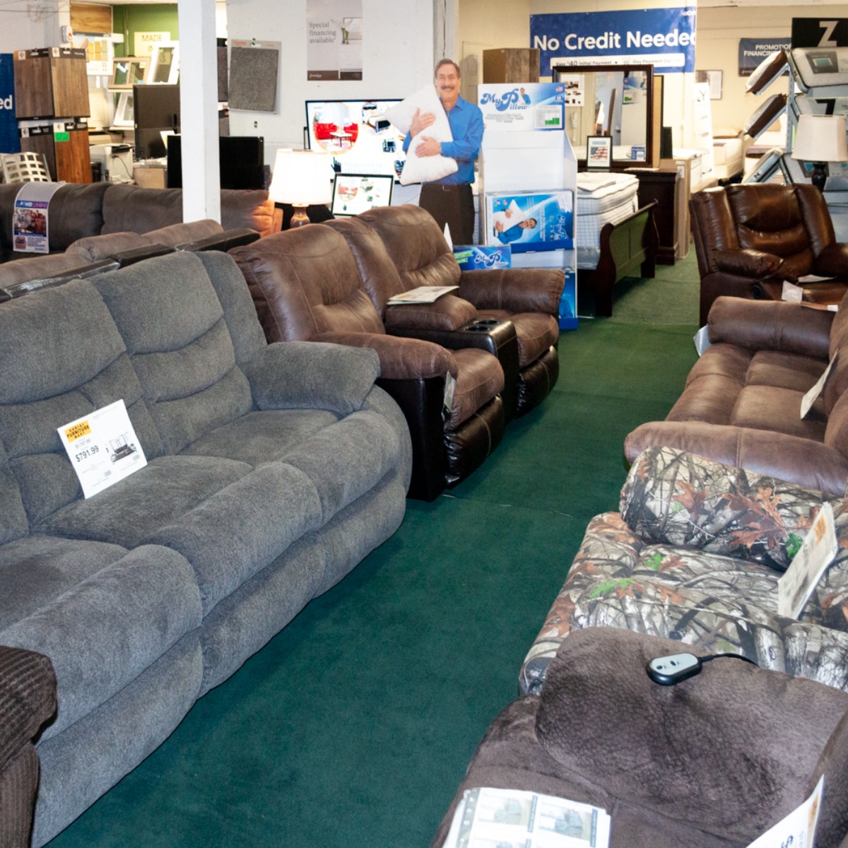 Kansas Furniture Mart Online Shopping Is Wonderful But It Can T Quite Compare To The Feeling Of Walking Through Our Furniture Store If You Don T Believe Us Come On In Or Better