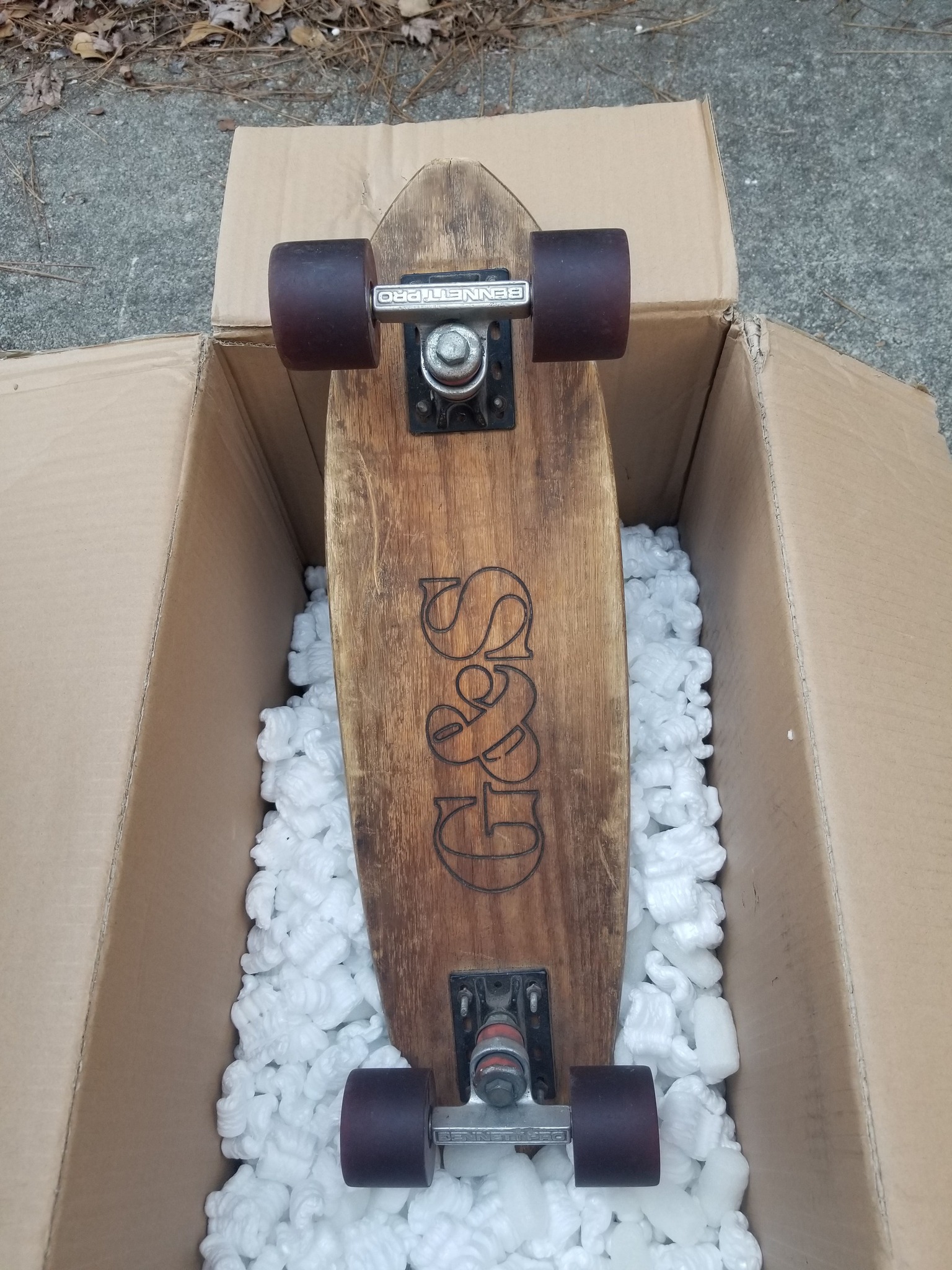 Stacey Peralta Warp Tail skateboard with Bennett trucks and RR 4 