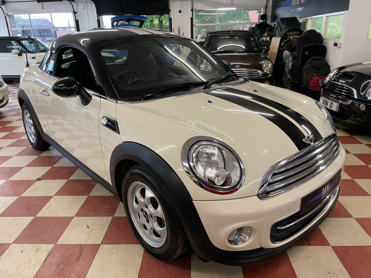 MINI Manchester - 2013 MINI COUPE 1.6 COOPER 2d 120 BHP