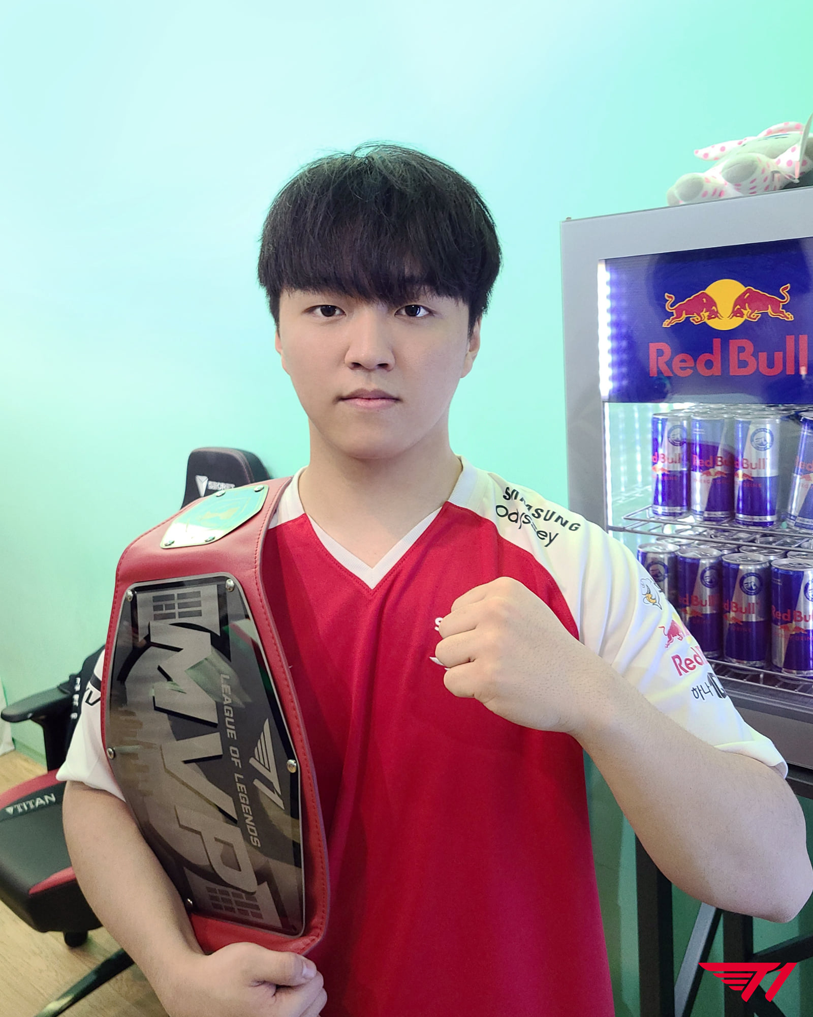 2021.02.06 MVP of the... - T1 League of Legends / T1 리그오브레전드 | Facebook