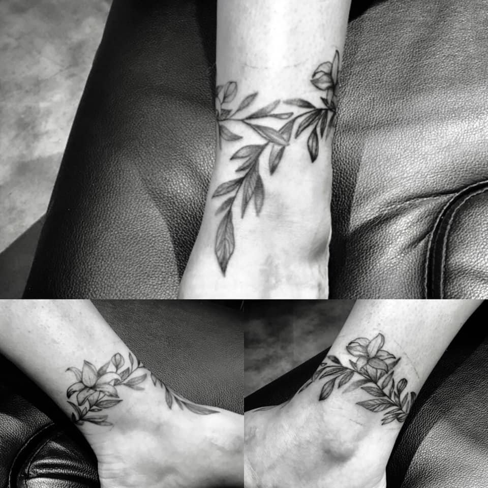 Tatouage Cheville Bracelet