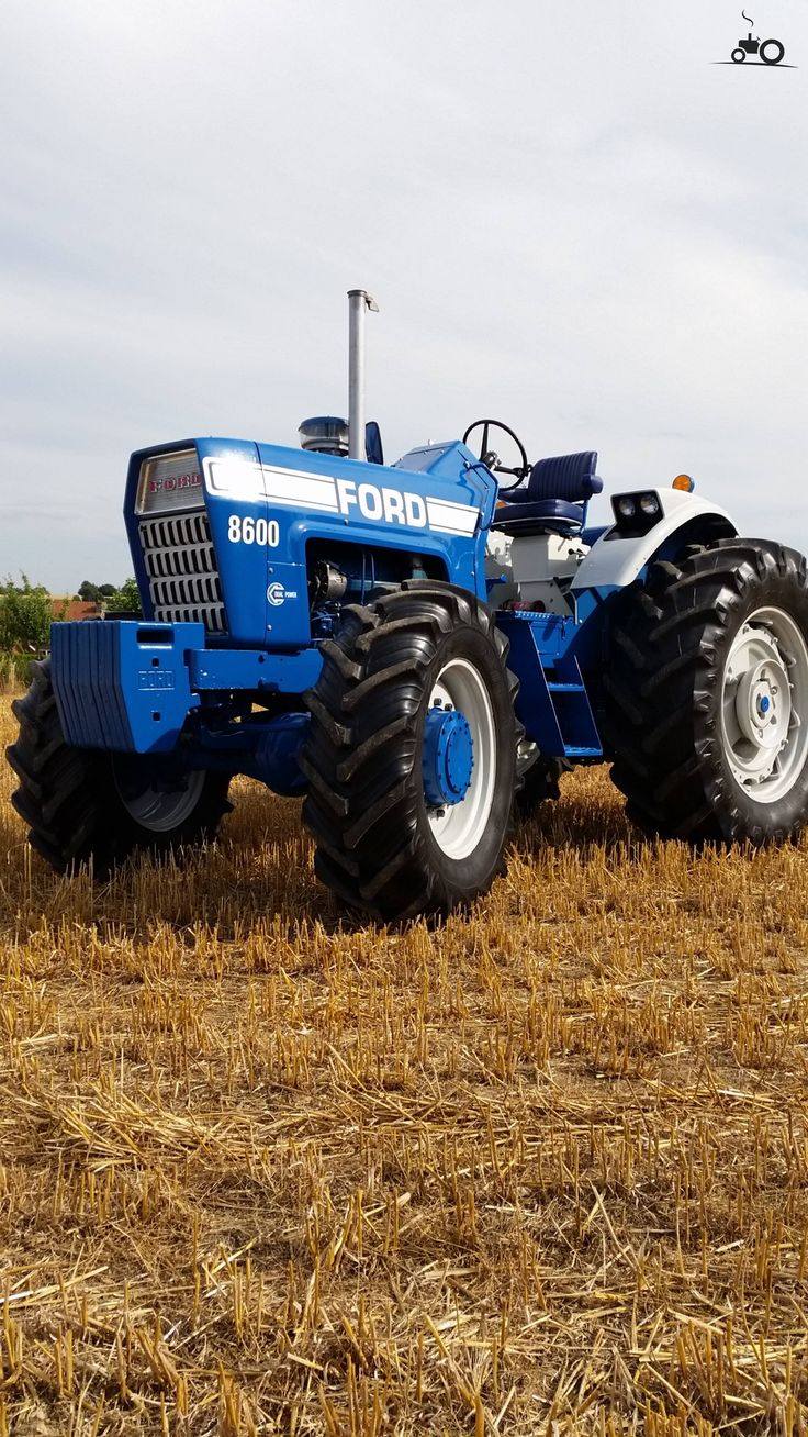 Ford 8600 tractor. Very hansome💙💙💙