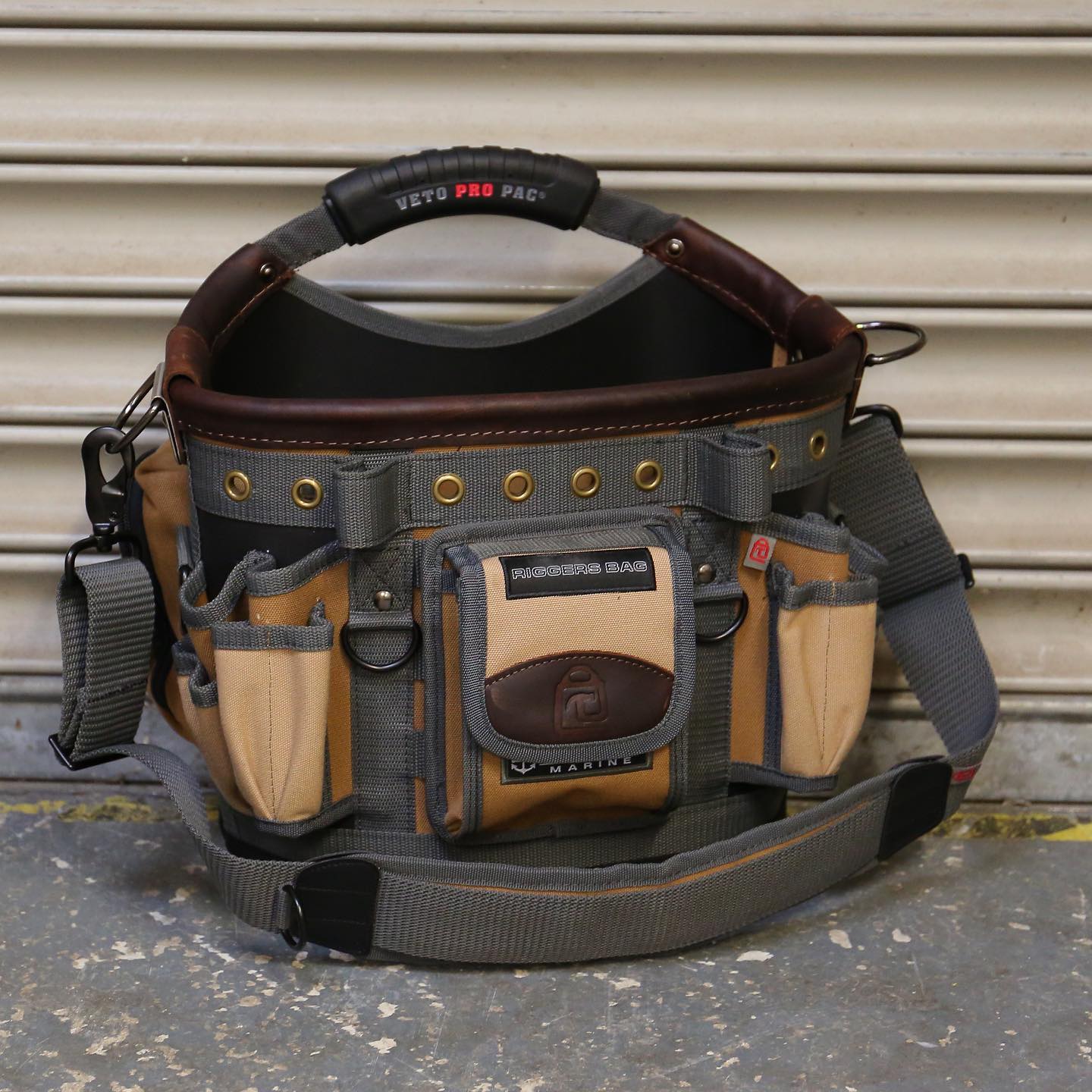 The new Veto Marine Rigger Bag. 15 interior pockets 15 exterior 
