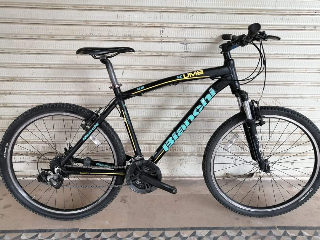 bianchi bicycle price in pakistan 008 / 43 / Grigio Integrated Toolbox The new Infinito frame features an internal compartment in the downtube Bianchi by Gucci - Black