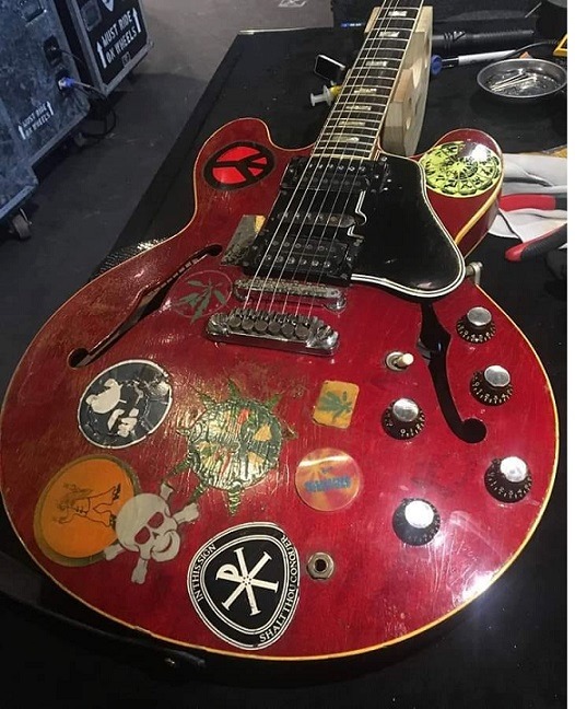 Alvin Lee's modified Gibson ES-335 Big Red guitar
