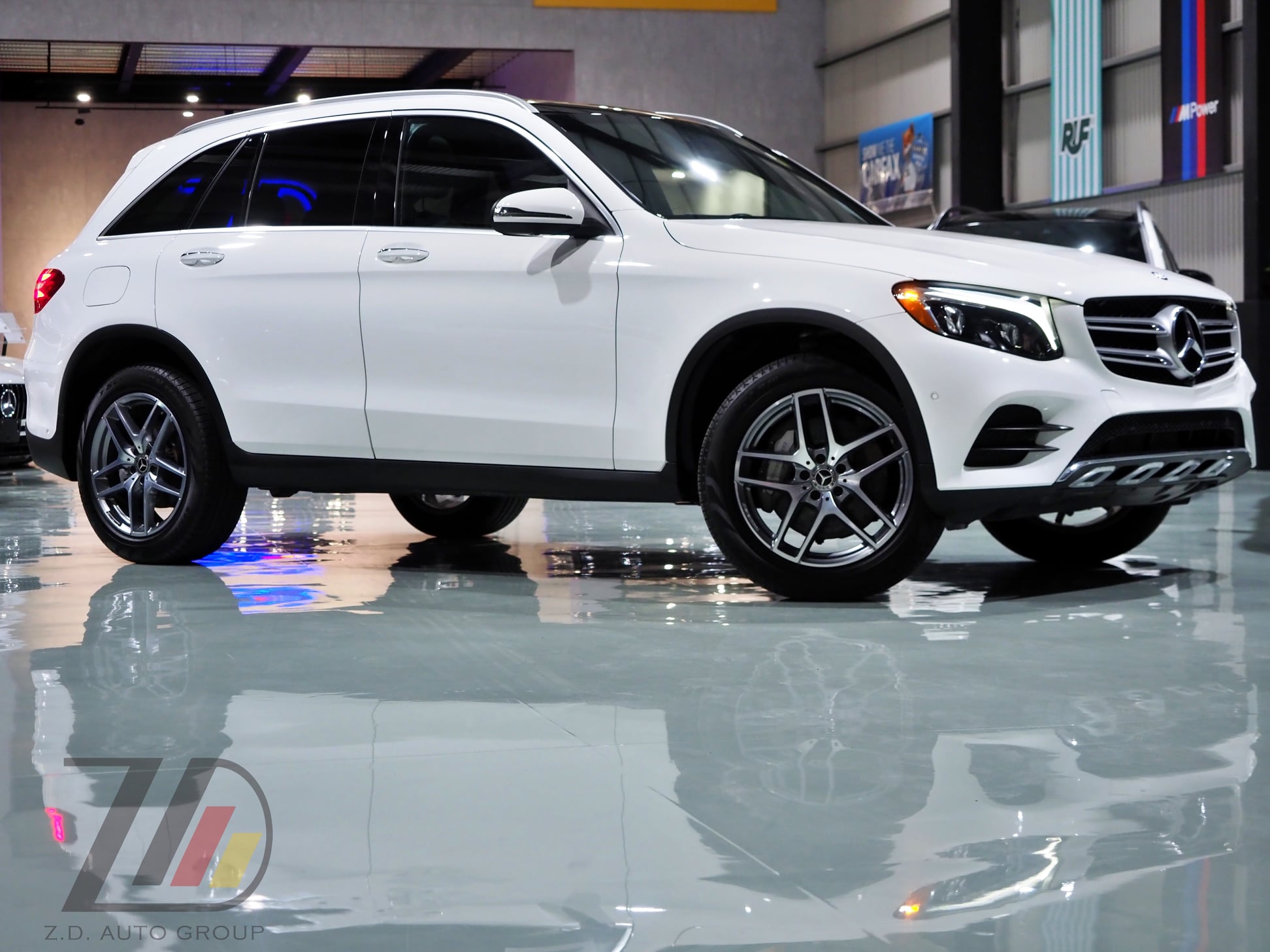 我很紅，但我從不驕傲 - 2017 GLC300... - Z.D Auto Group / 正德貿易有限公司
