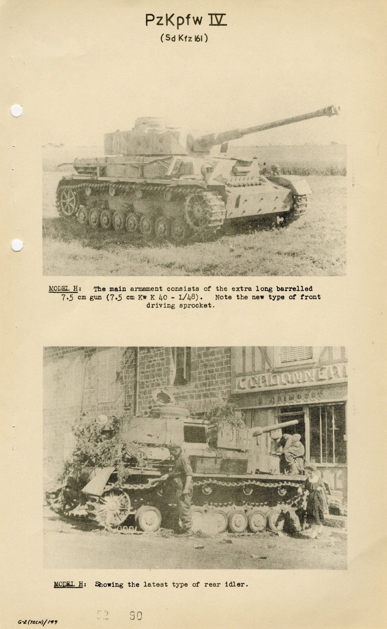 Reviewing a Panzer IV in the Eastern Front