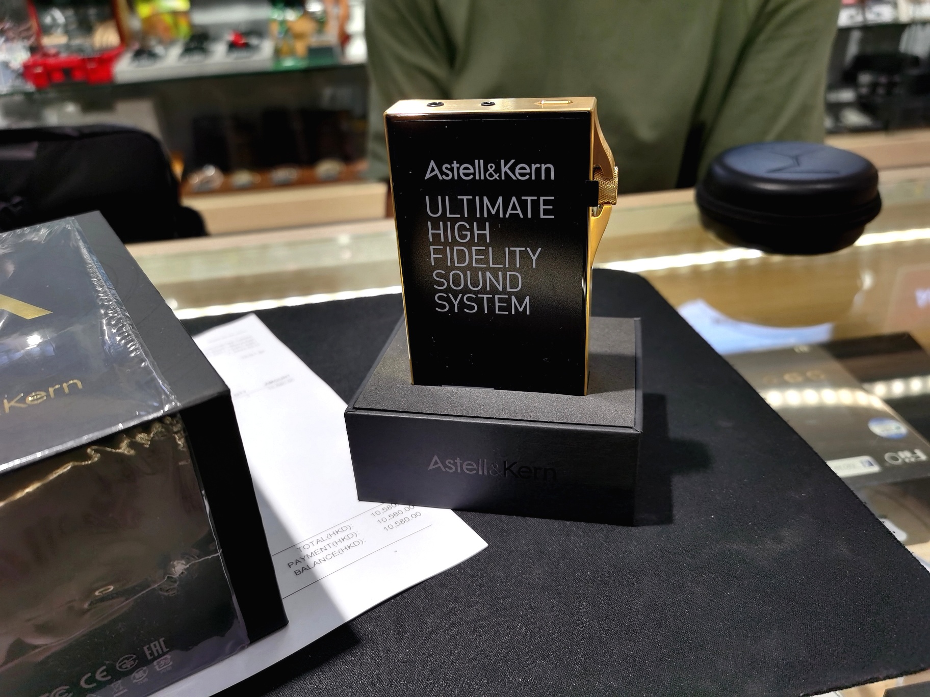 金機倒數開箱】Astell&Kern SA700 Vegas Gold 限量版高清音樂播放器