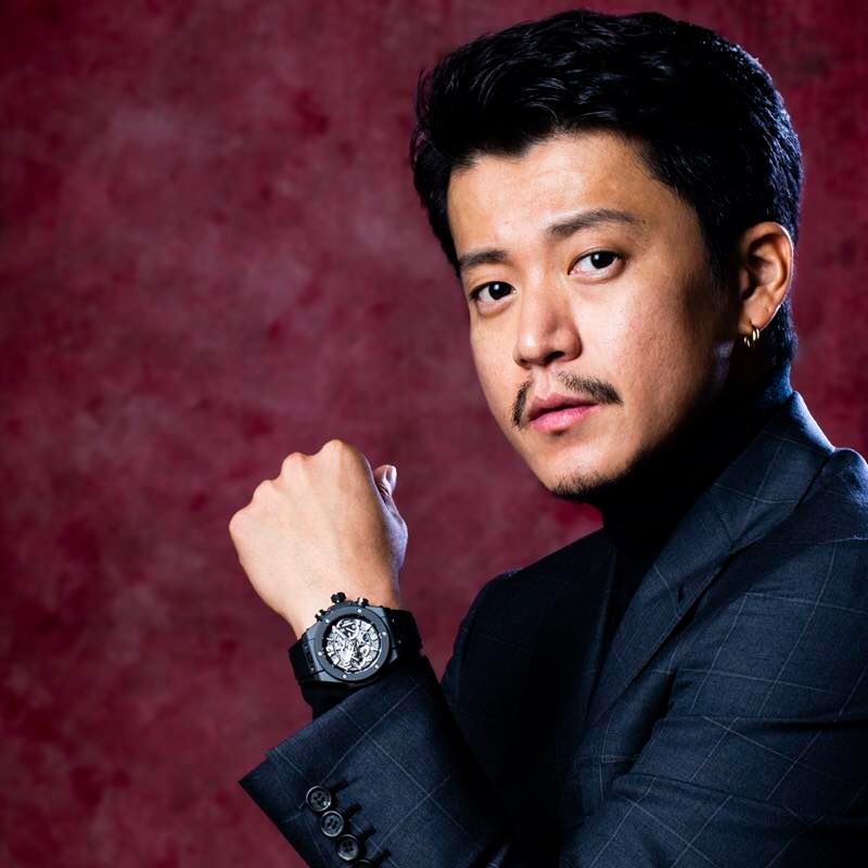 ウブロ×俳優 小栗旬さんのインタビュー限定公開！ 雑誌「GOETHE」2月号