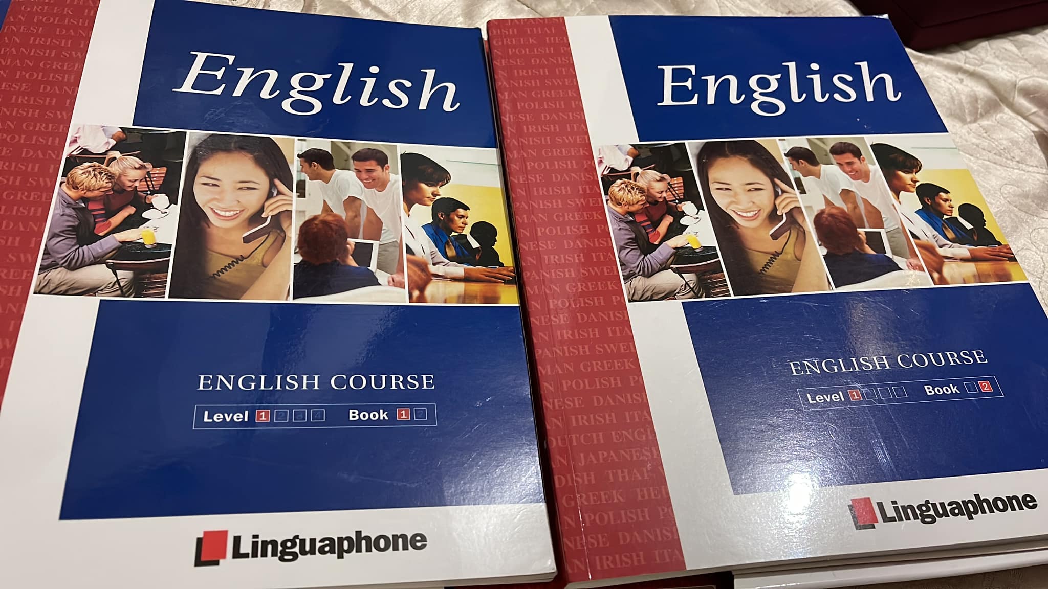 語学・辞書・学習参考書 LINGUAPHONE 21 American English Course Linguaphone english course 4 levels Each level: 2 books and 4 CD