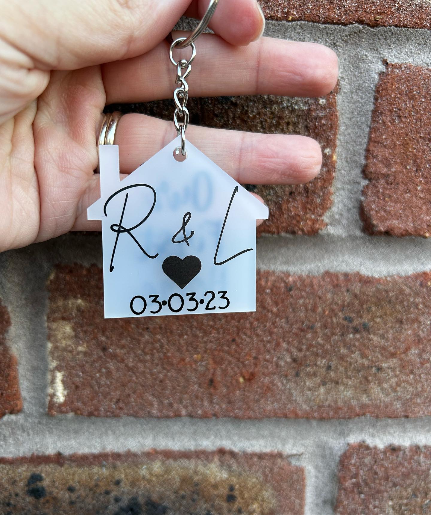 🏡 Keyrings… 🤍 House shaped... - Made by Smiley Vicky | Facebook