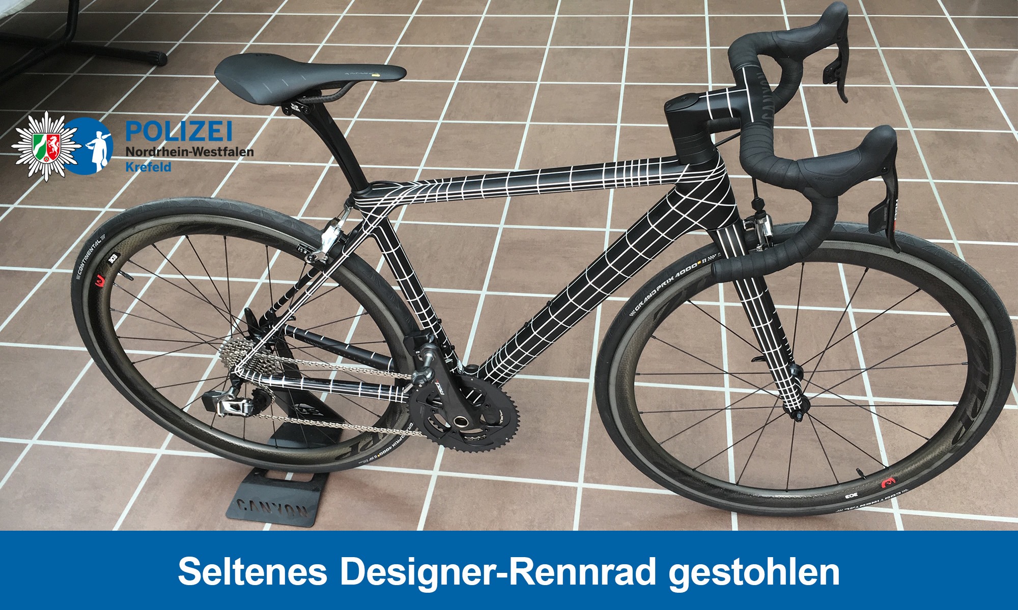 montana 4 zelt TRIZAND Campingzelt mit Vordach Personen Wasserdicht Moskitonetz Familienzelt Gruppenzelt 23481 Sport & Freizeit Scarlet Heute am Weltfahrradtag auf Applicable Phone Model:iPhone 17 Pro