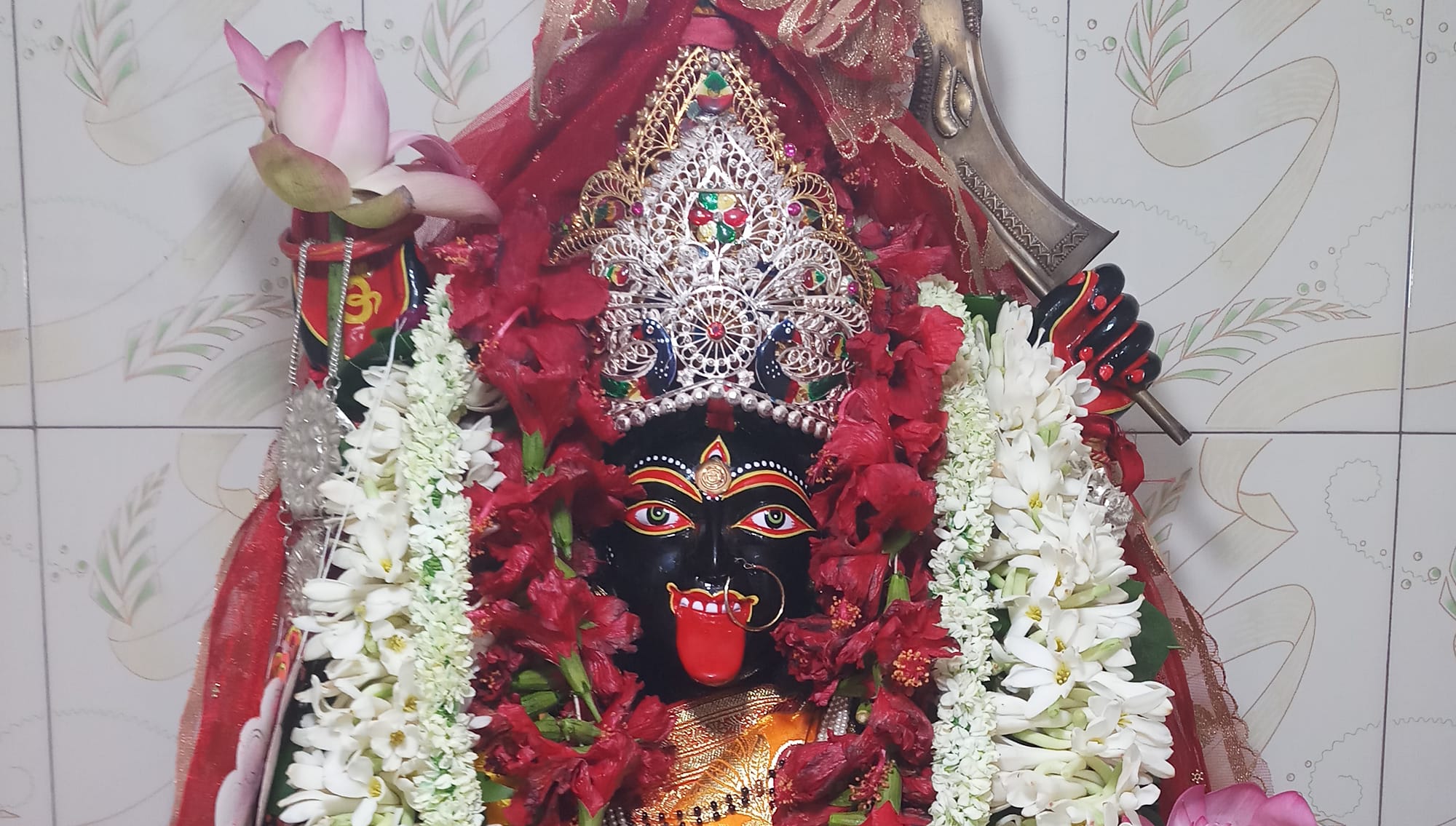Sri Sri Santimoyee Maa