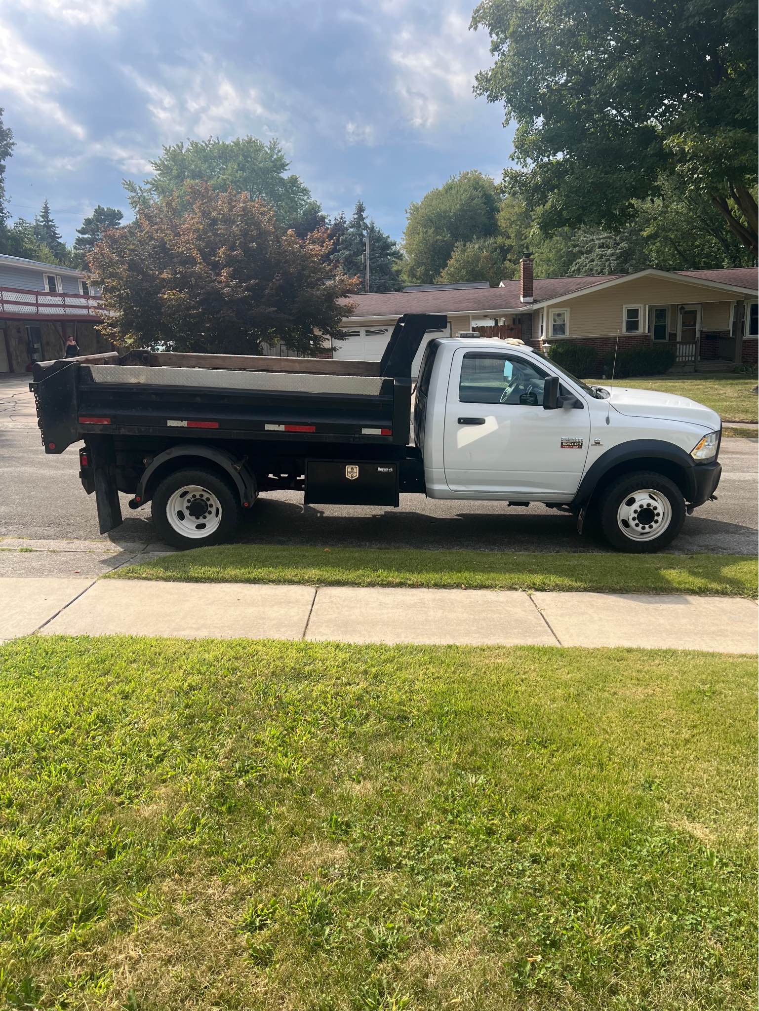 2012 Ram 5500 Regular Cab & Chassis · Tradesman Cab & Chassis 2D ...