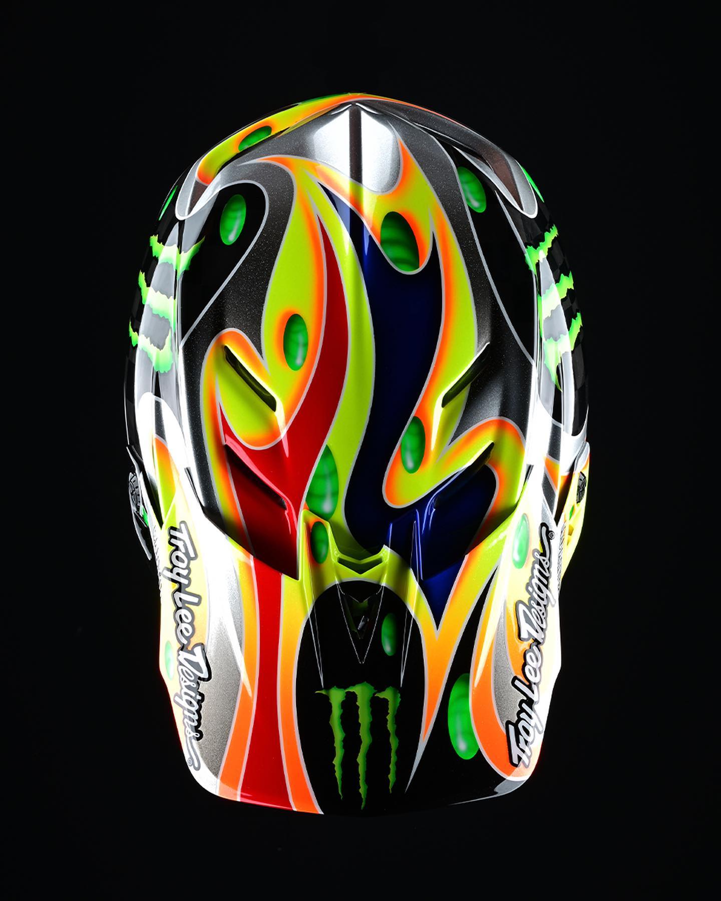 Troy Brosnan's custom TLD D4 helmet design