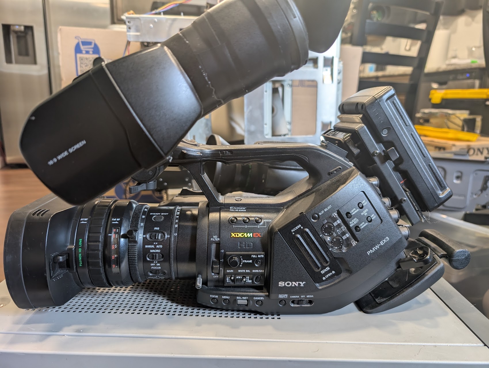 Sony DXC-6000 from 1981 industrial camera