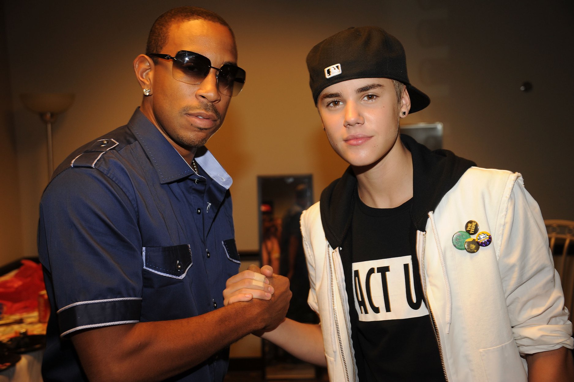 Justin Bieber - Baby ft. Ludacris 🧡