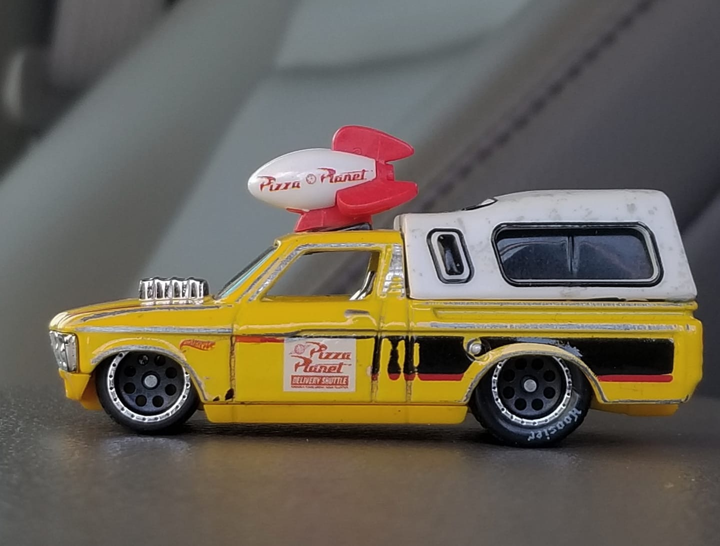 Hot Wheels Pop Culture die-cast Pizza Planet Truck