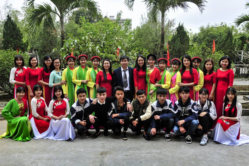 1 Sản phẩm qua loa nhằm đánh dấu sự trở lại của CLB VHNT YMA . Sẽ mong ...