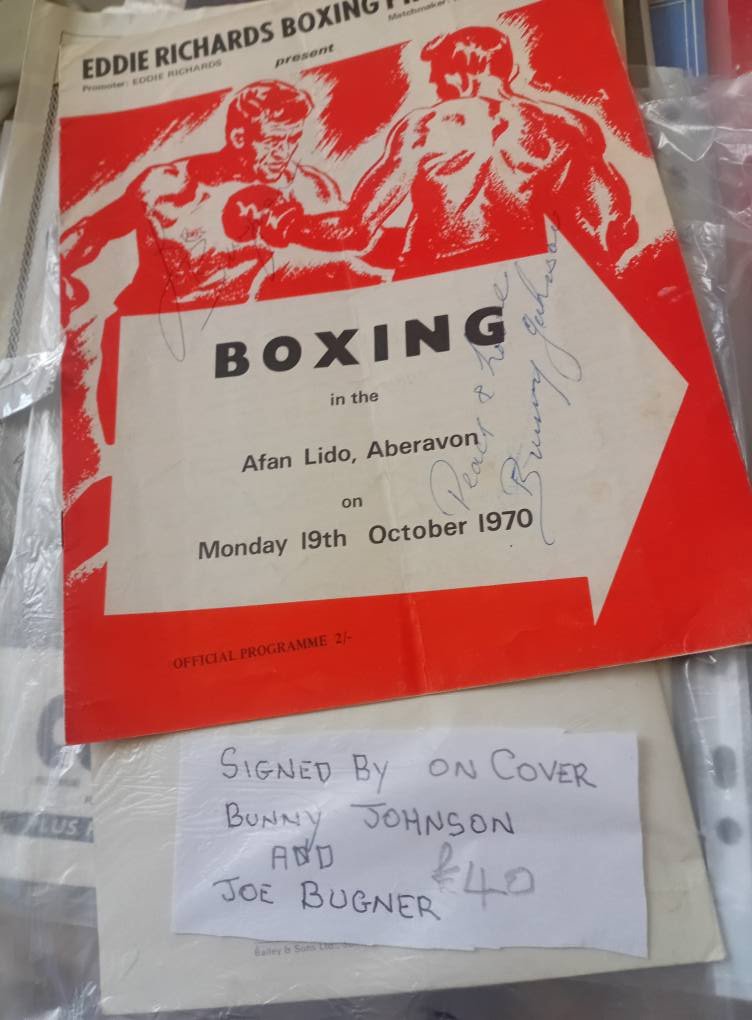 Memorabilia buy and sell | 7 Signed Boxing Programmes Prices as Shown ...