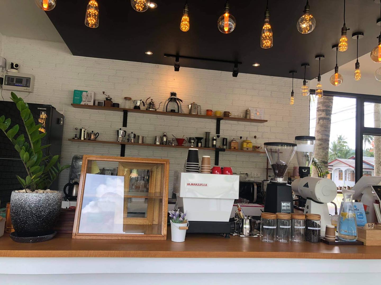 ขอบคุณร้าน RADA Coffee... - ยุทธค้าไม้เกาะสมุย Yutkhamai