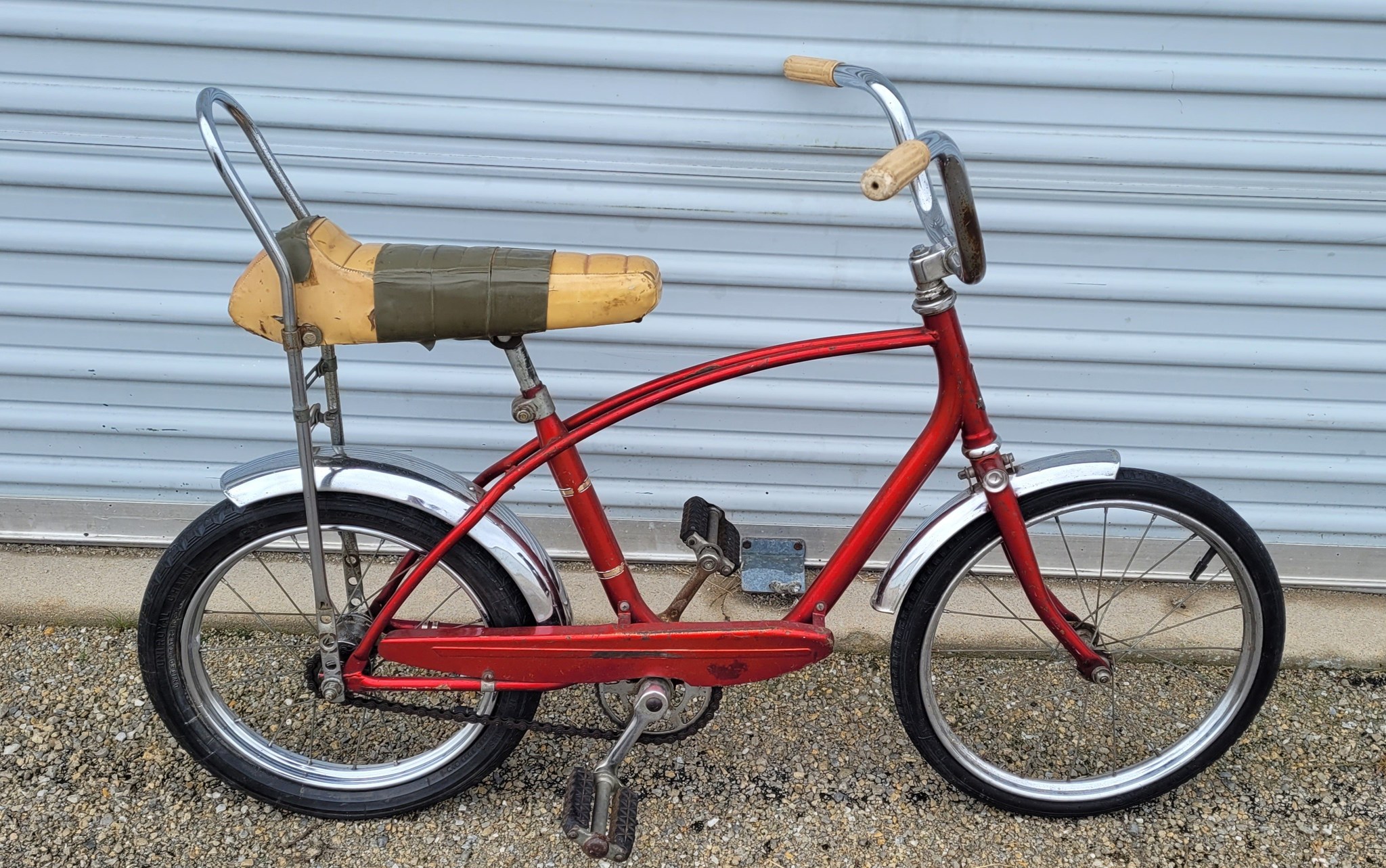 Today we started on a 1966 Raleigh RSW 16 (Raleigh Small Wheel
