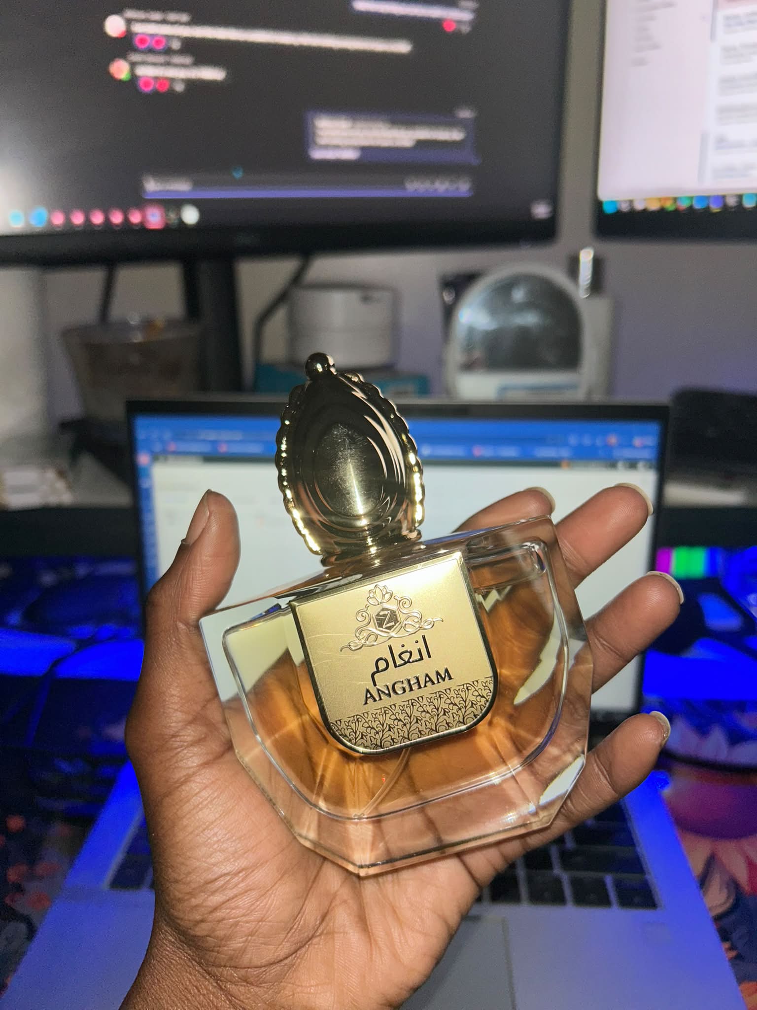 New Zakat Lamar Hidden Gem Eau De Parfum for women is a 100ml (3.4