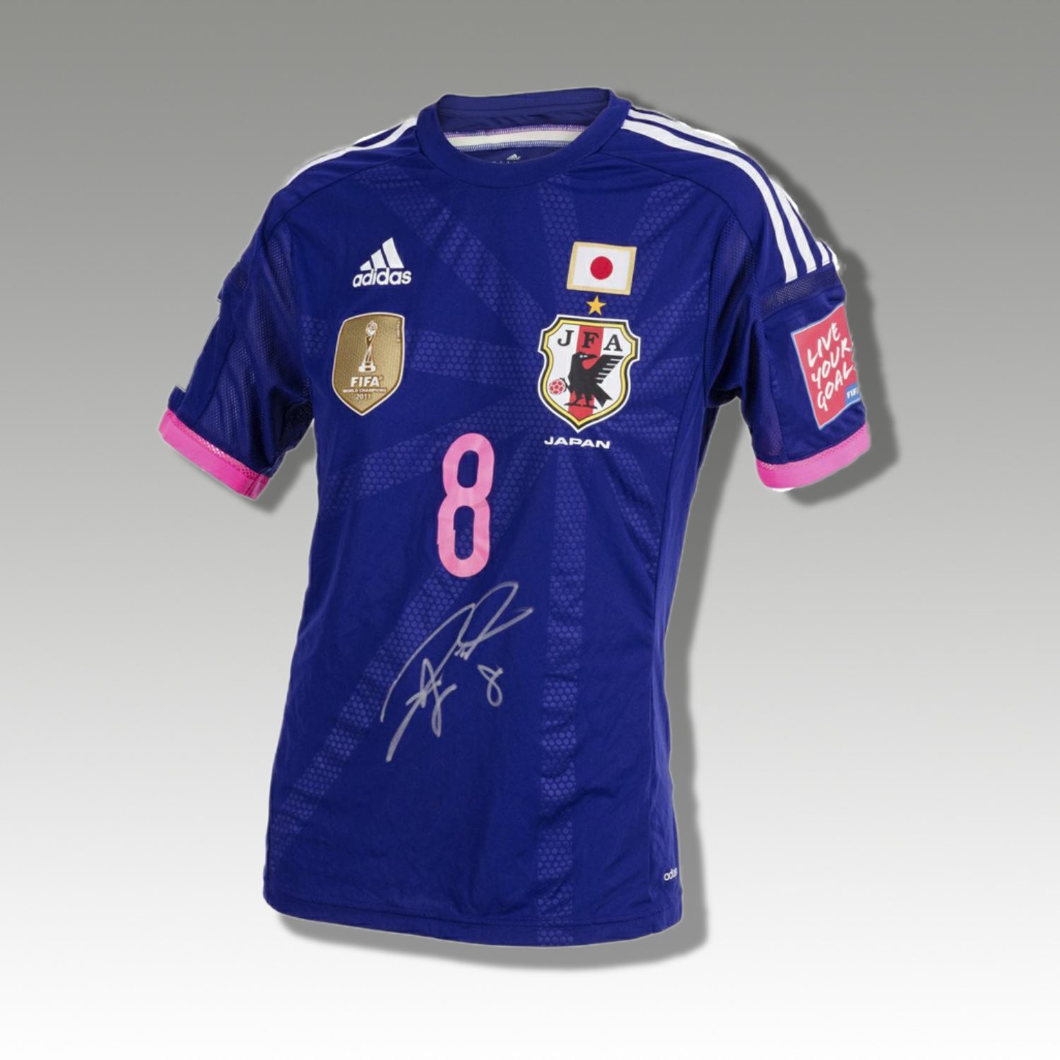 サッカー日本代表 ユニフォーム WOMEN WORLD CUP 2011, XO At the 2011 FIFA Women's World Cup exactly 10 years ago Japan