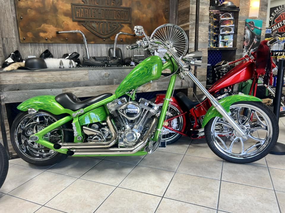 2006 SWIFT BAR CHOPPER 300 series 9,300 miles and counting. Clean