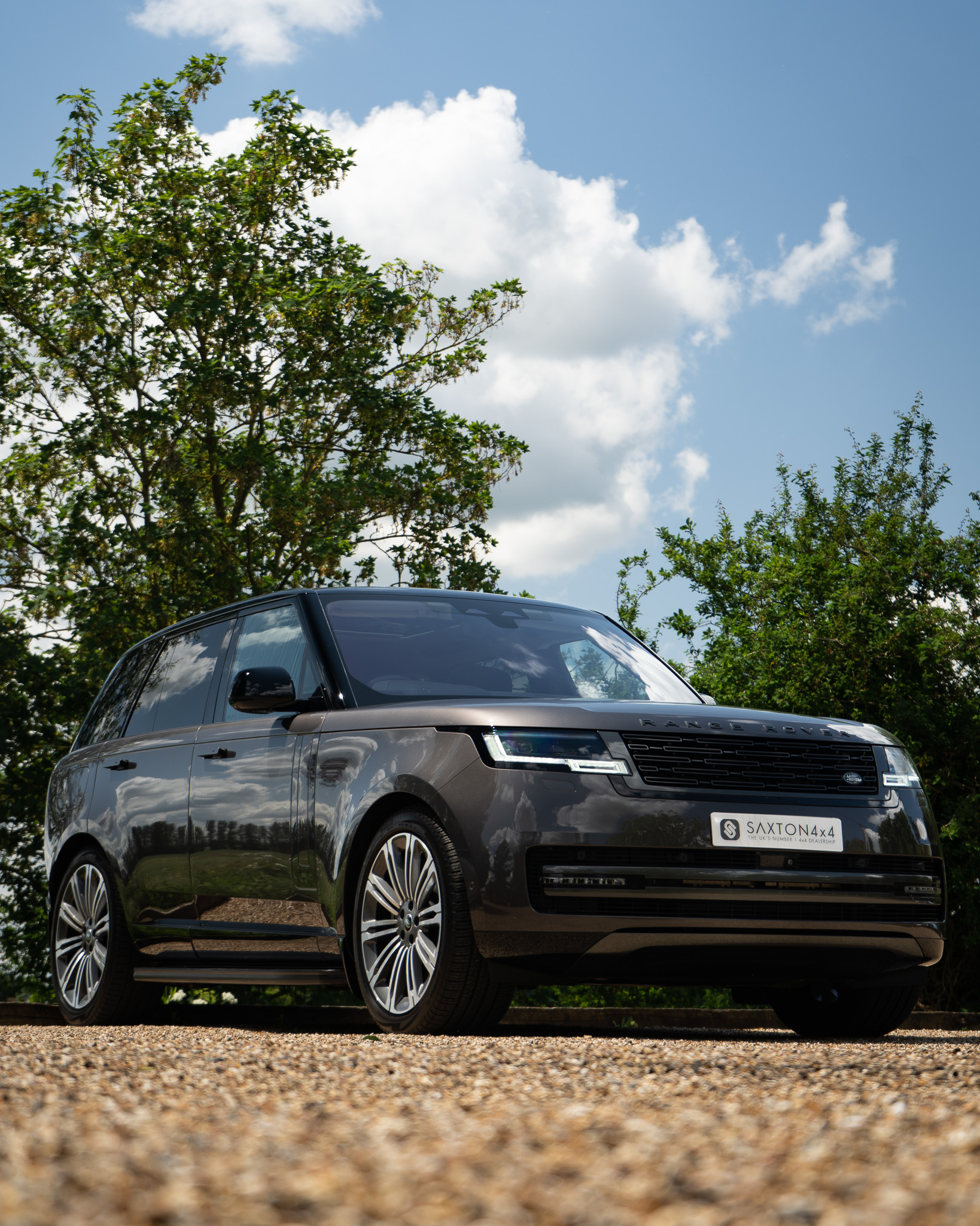 Saxton 4x4 - The Range Rover 4.4 P530 V8 First Edition in... | Facebook