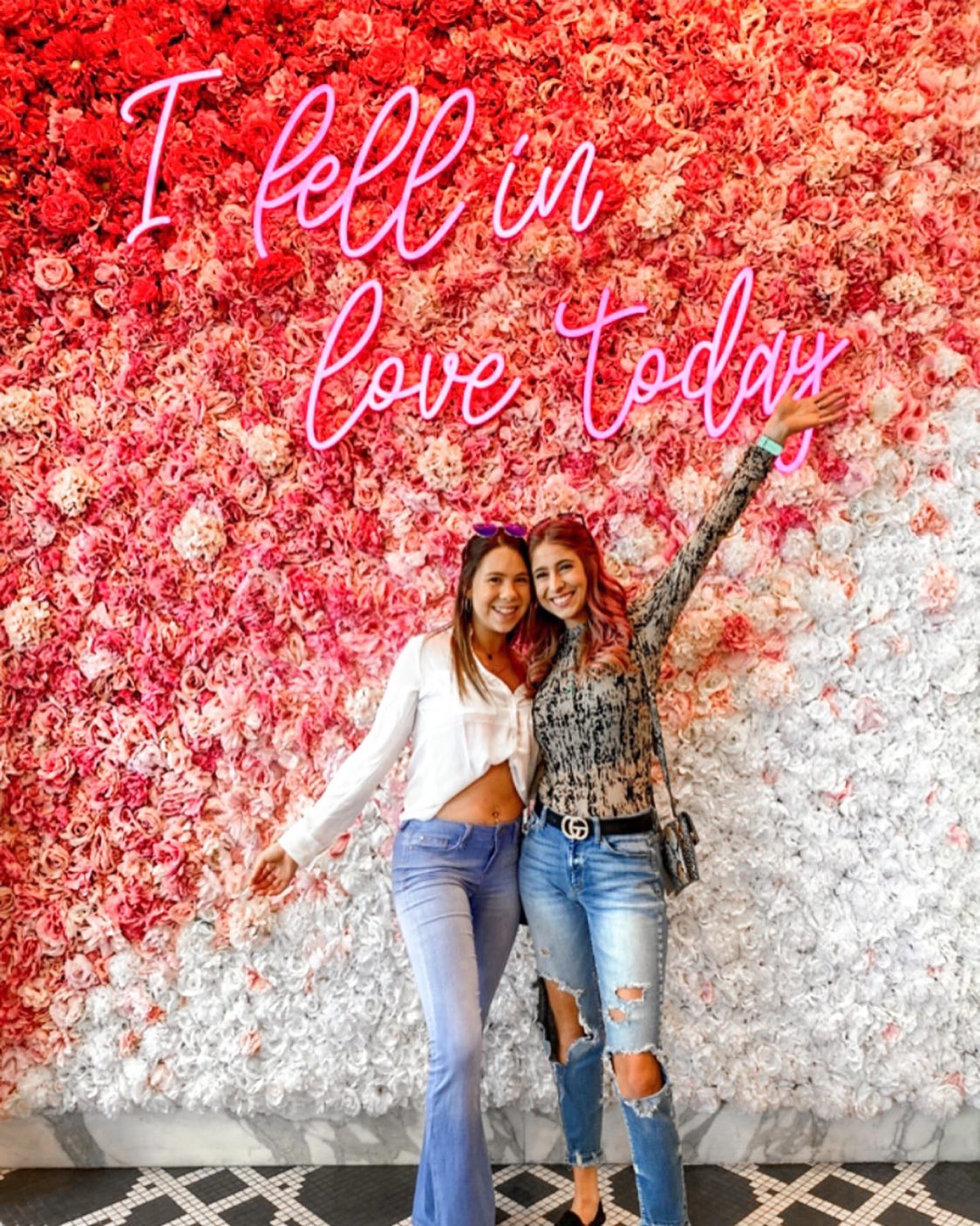 Happy Friday !! Cheers, you’ve... - Louisiana Tech Tri Delta | Facebook