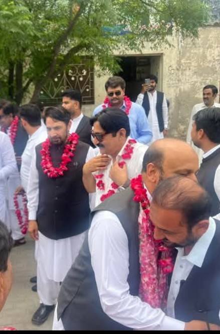 Zameer Sherazi Adv