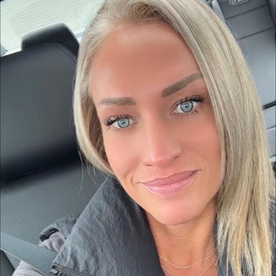 Randi Woodbury - Randi Woodbury updated her profile picture.