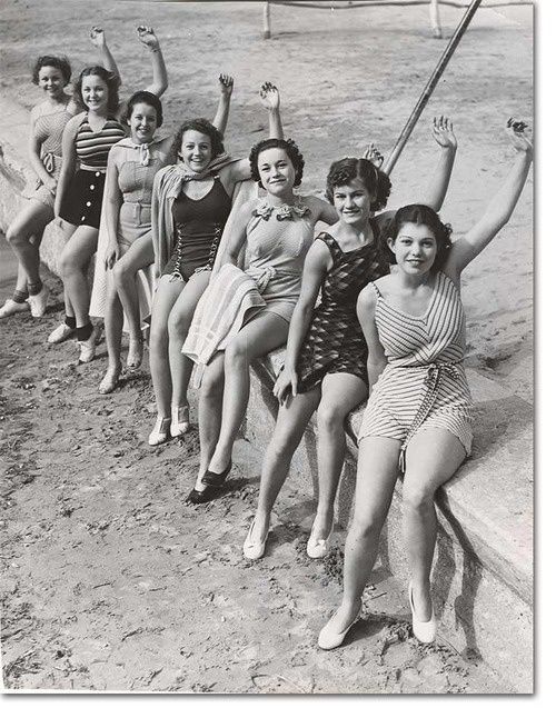1900s sailor-inspired bathing suits were popular