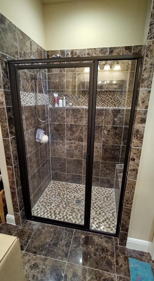 Streamline Glass | Canyon Lake TX