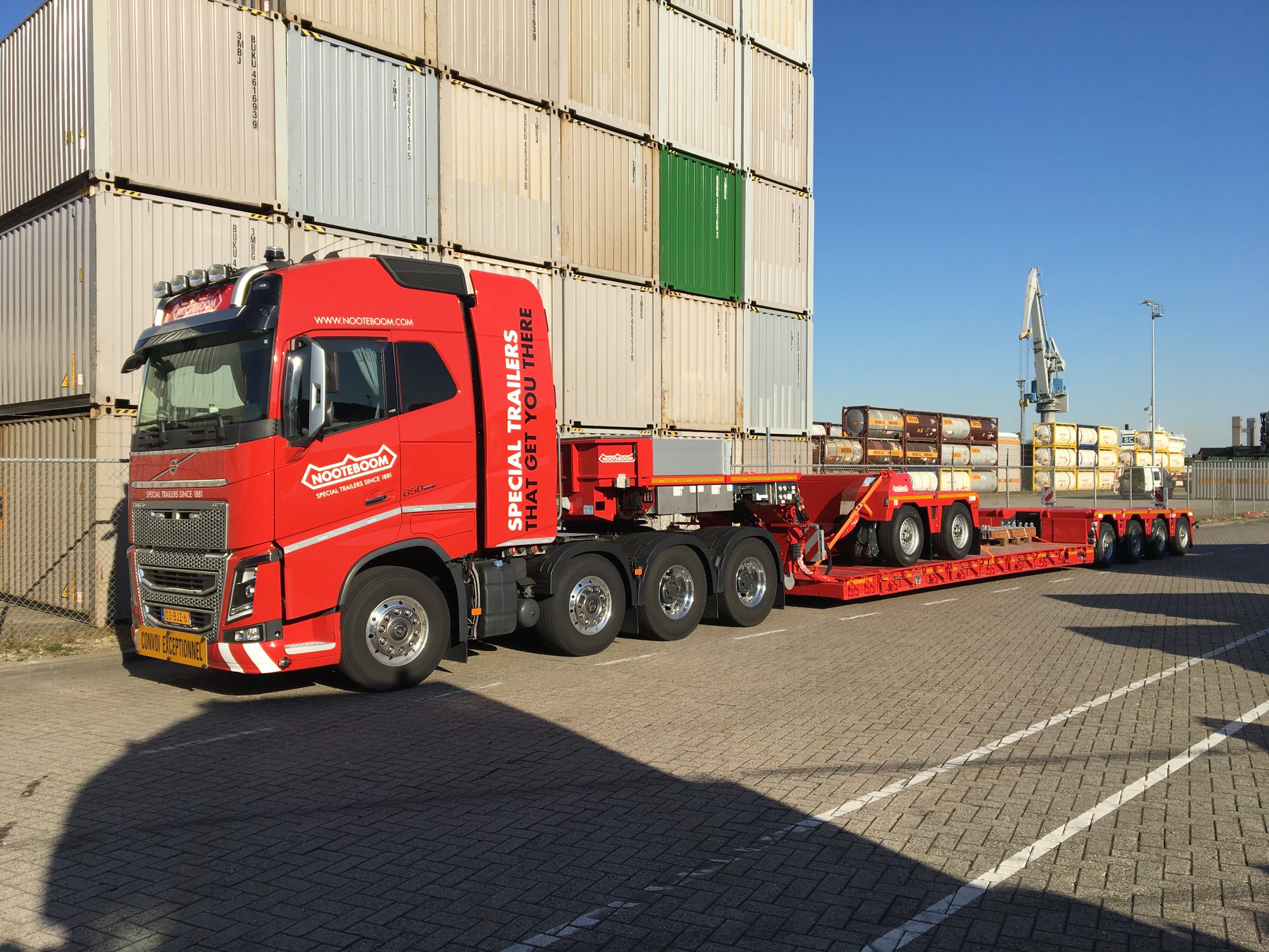 New delivery of this magnificent 2-axle EURO-PX low loader to our