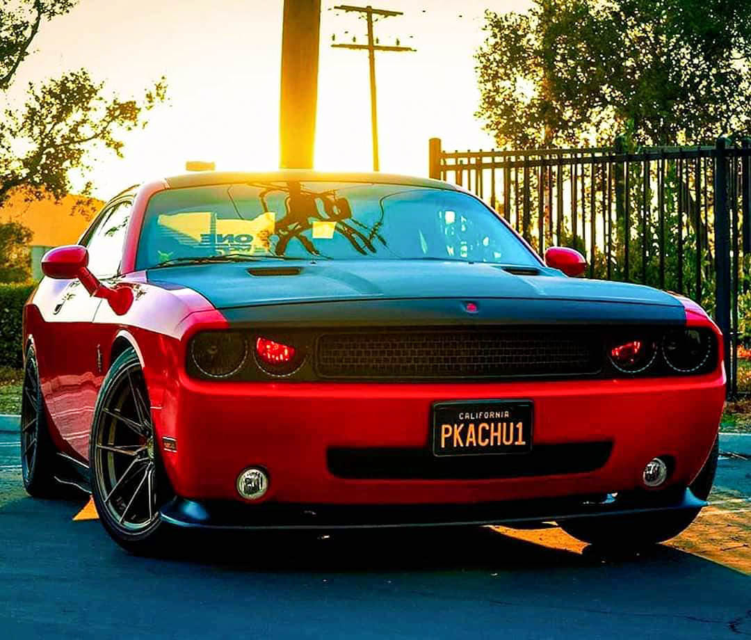 Kyosho Fazer Mk2 Dodge Challenger SRT model