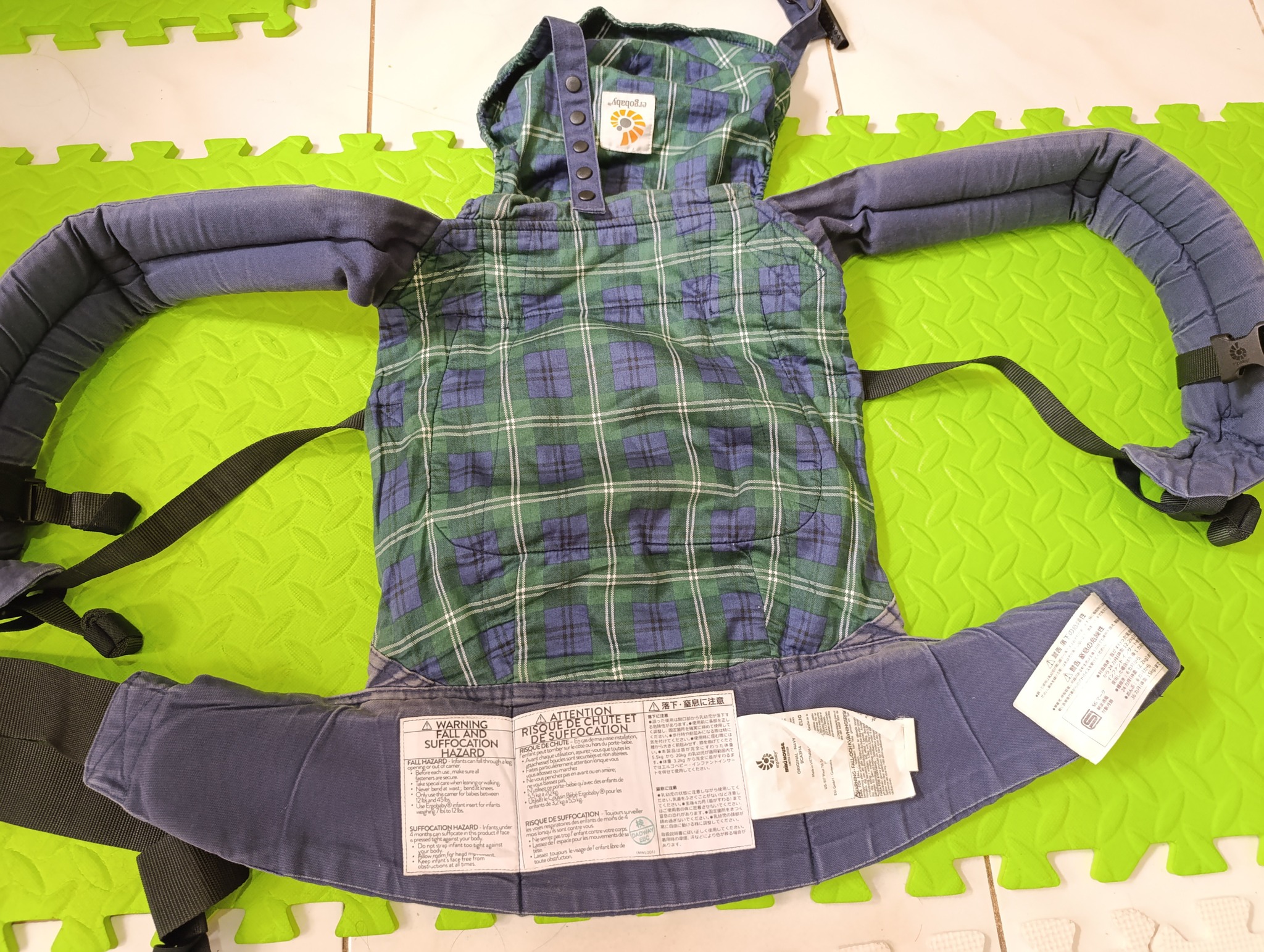 Ergobaby x Miki House Limited Edition Baby Carrier 700 pesos only 