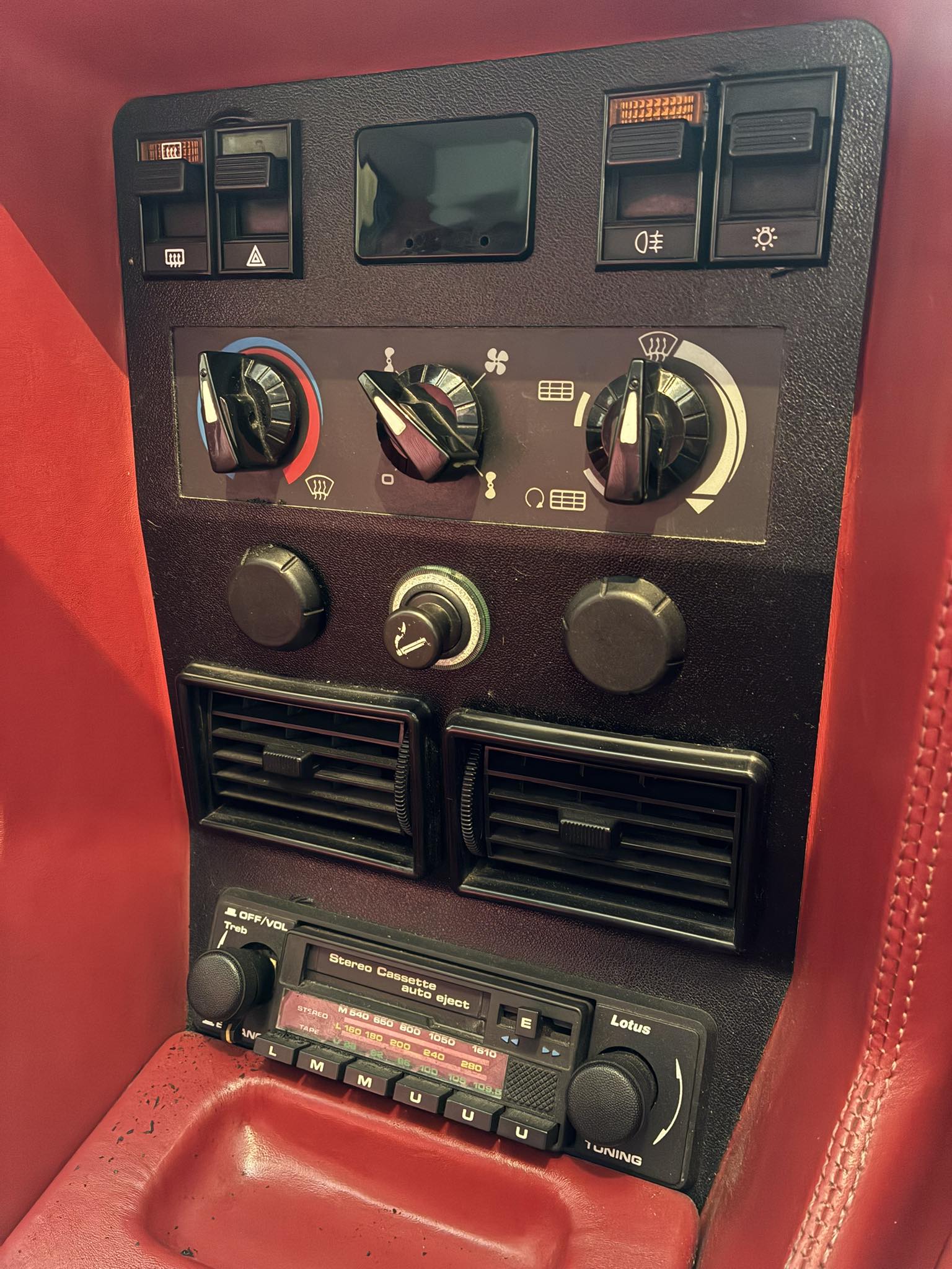 Lotus Elite/Eclat/Excel owners | I have so many questions - I apologise ...
