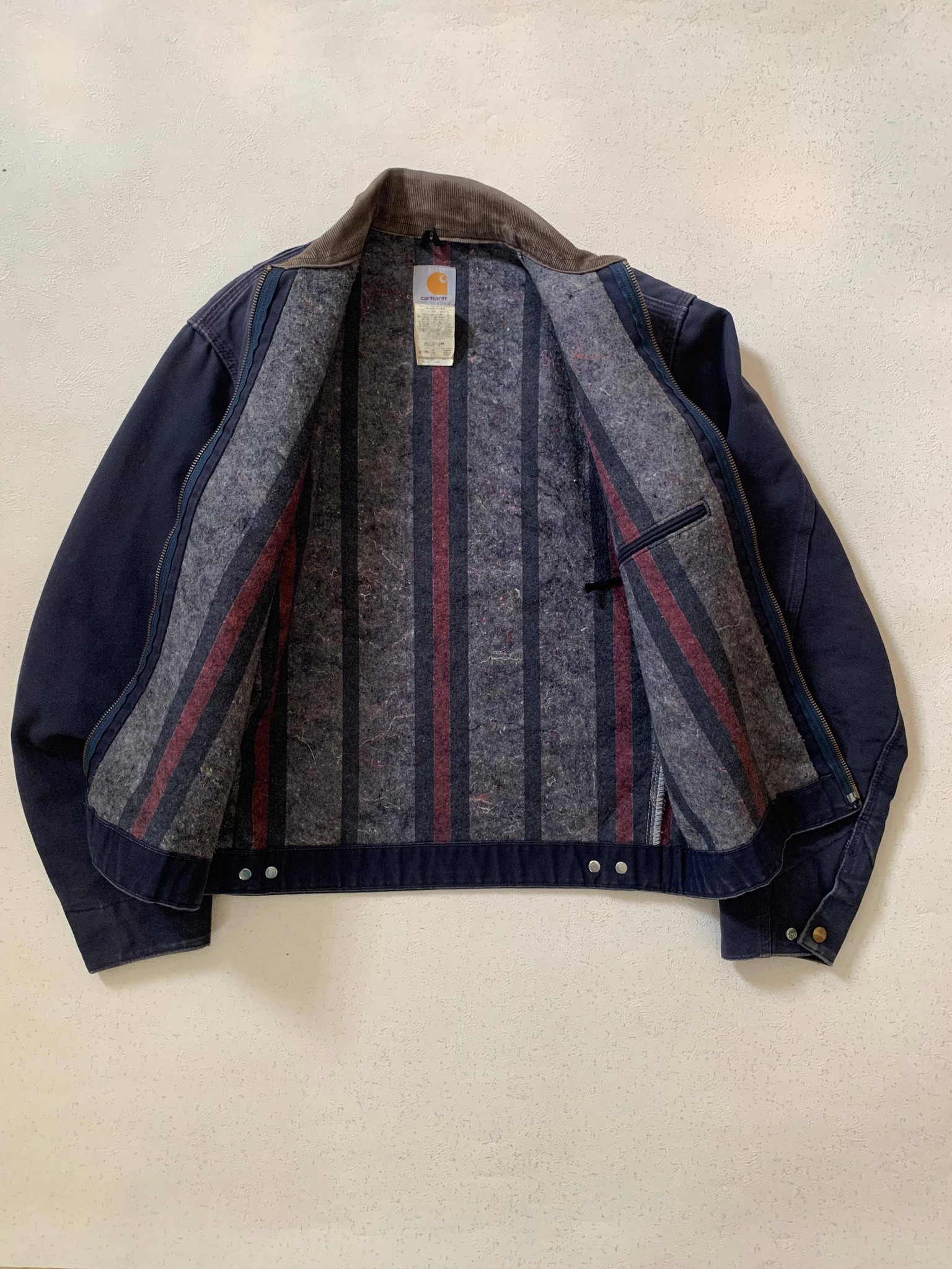 Carhartt Detroit Jacket Dark Navy (J01-DNY) Size on tag 38 (medium 