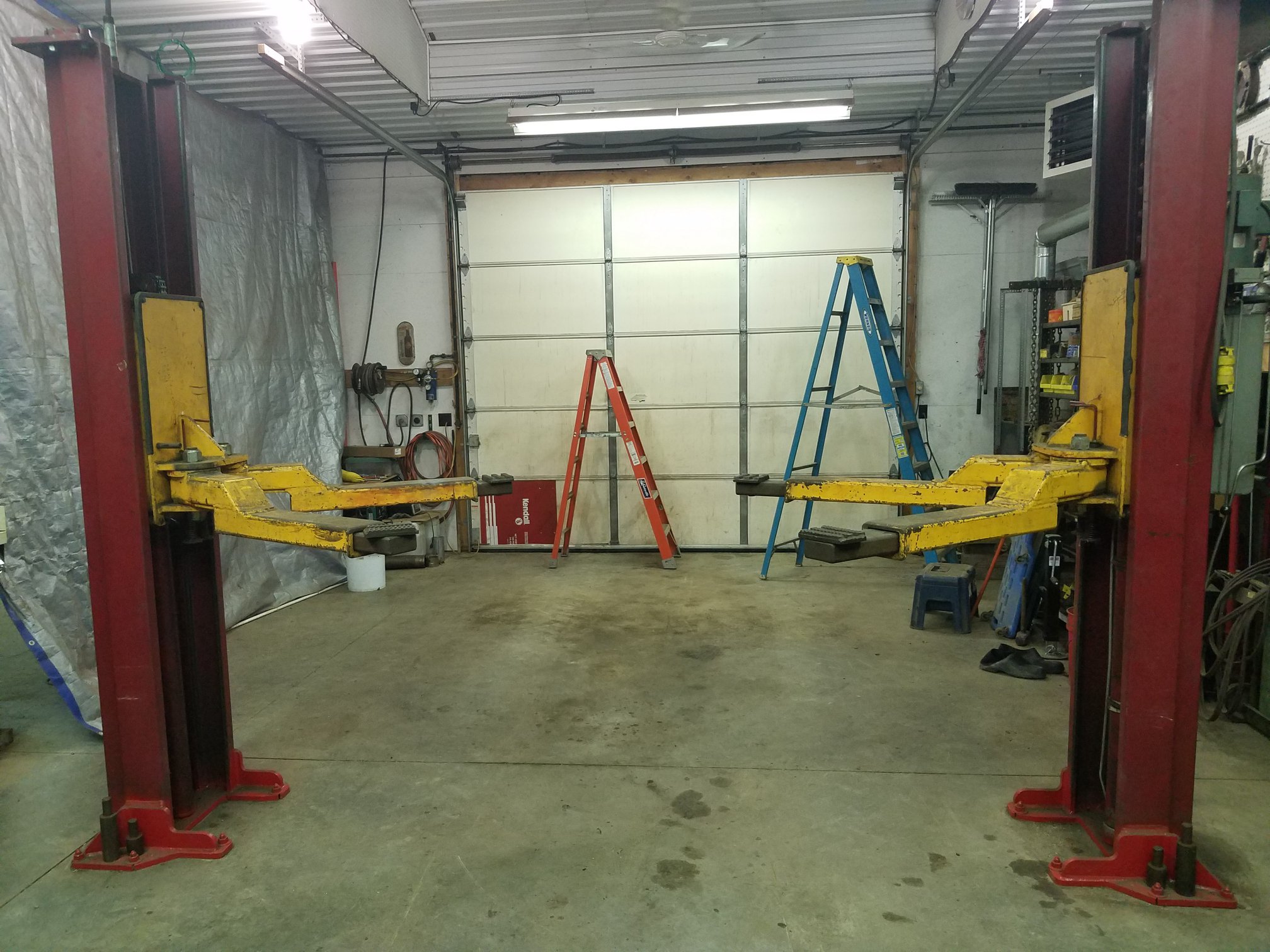 Mohawk Lifts - Randy is one of Mohawk's many faithful...