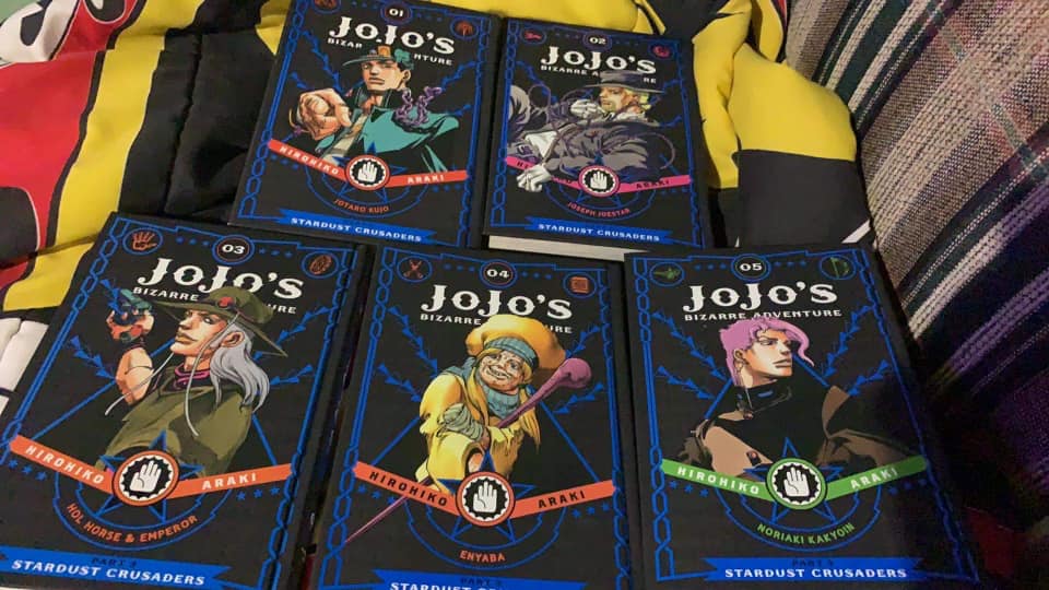 The first 2 box sets of ジョジョの奇妙な冒険 (part 1, 2 and 3) is