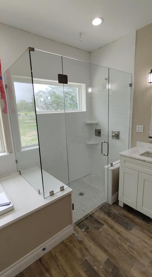 Streamline Glass | Canyon Lake TX
